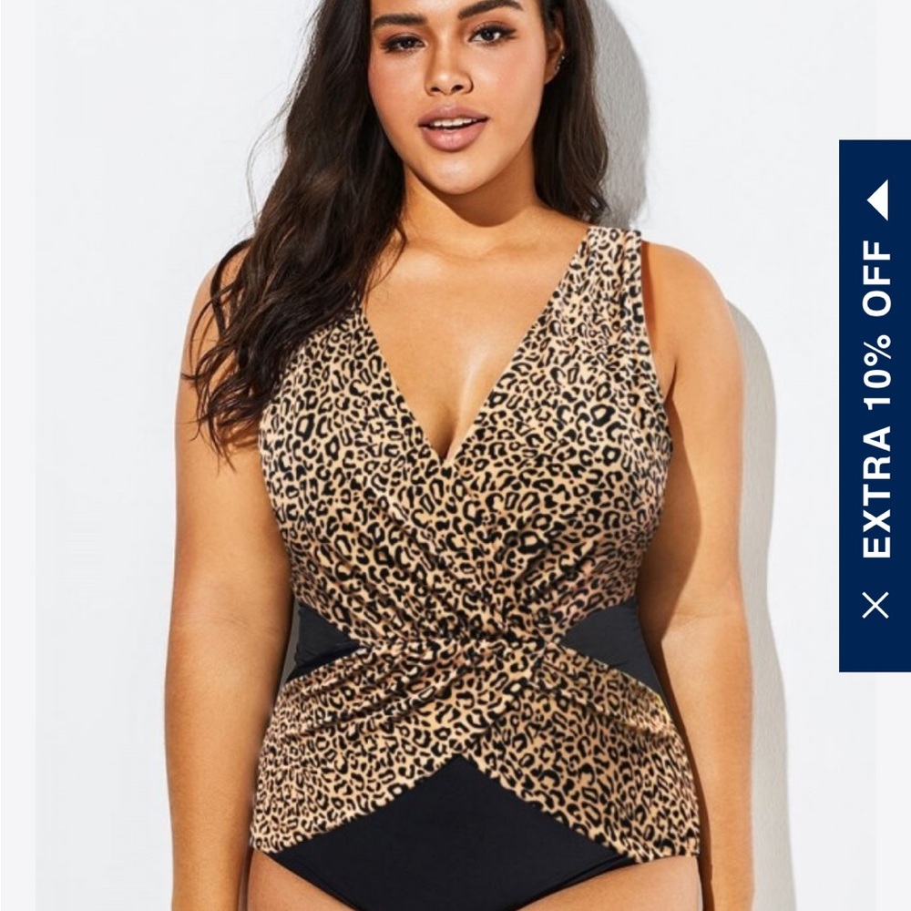 Leopard Print Twist-Front One-Piece Swimsuit - Leopard/Black BRAND NEW